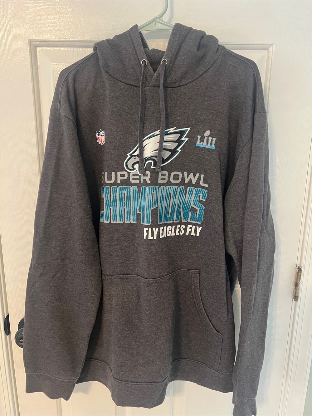 (XLT) Men's NFL pro line hooded sweatshirt